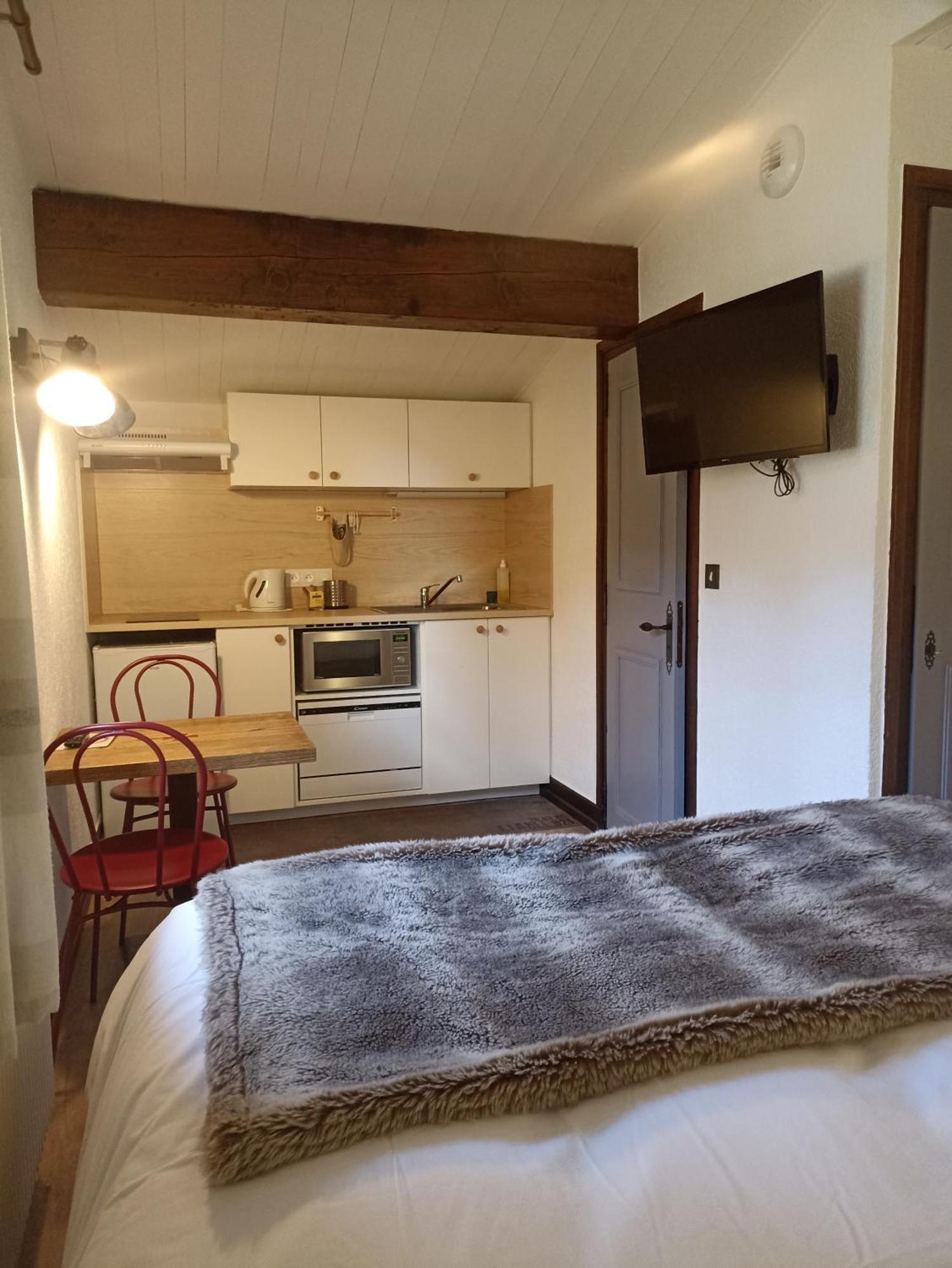 Chalet Appart'Hotel L'Eau Vive Saint-Nicolas-la-Chapelle  外观 照片